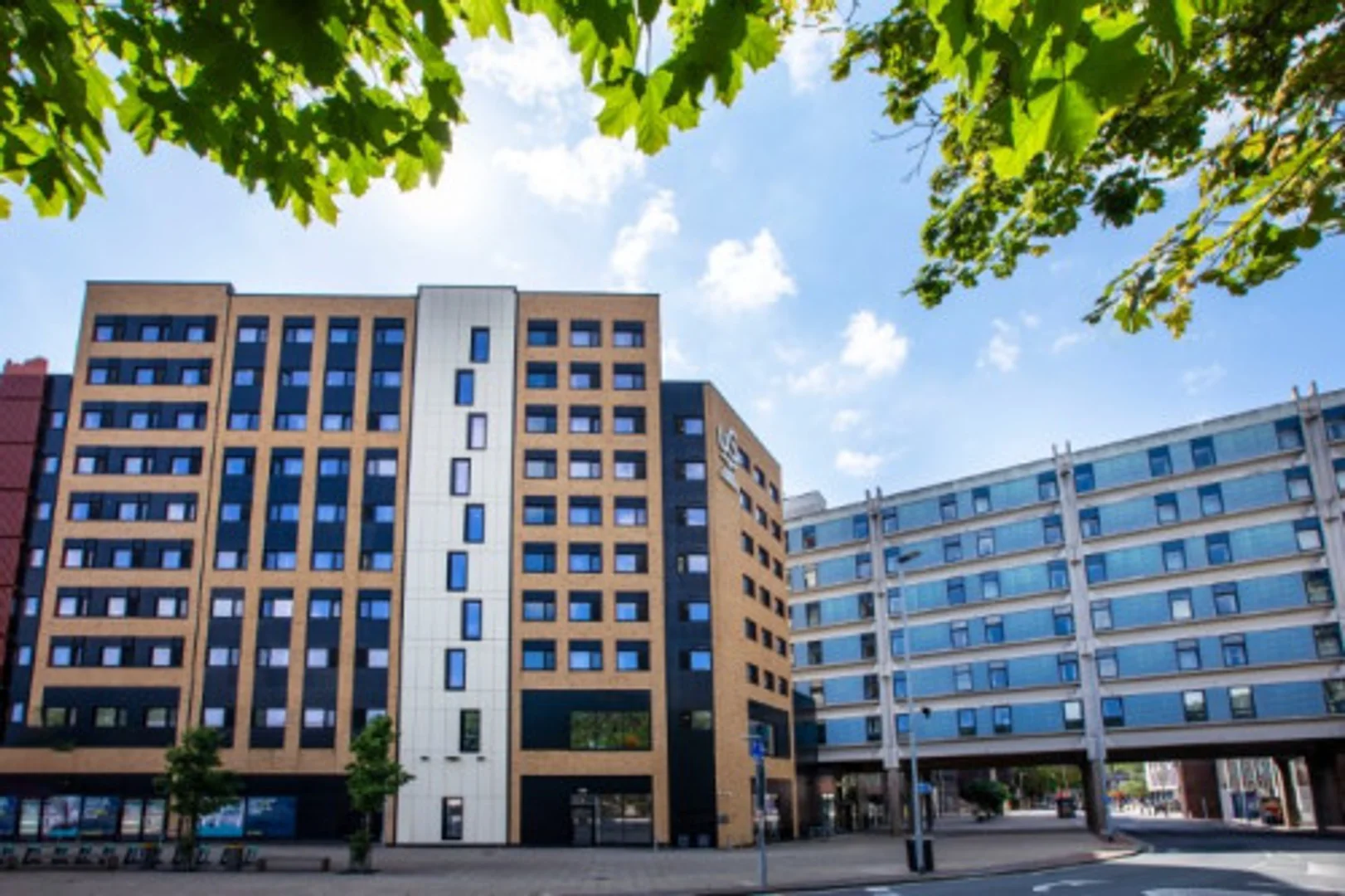 Habitación estudiantil económica cerca del campus en 