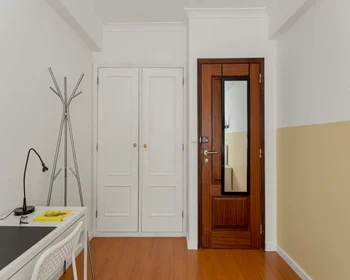 Stanza privata in Rua Machadinho, Lisbon, immagine 5 di 10