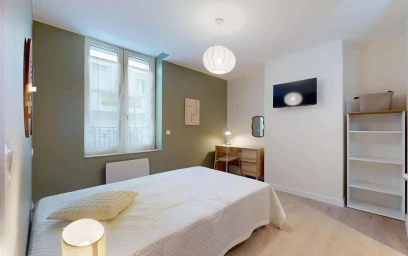 私人房间 在 29 Rue Landouzy, 51100 Reims, France, 20的图像1
