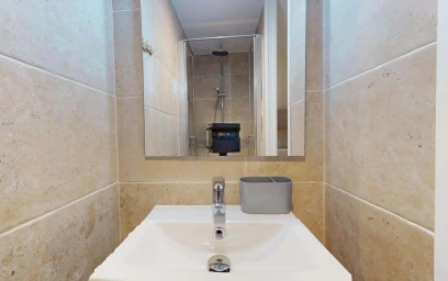 私人房间 在 29 Rue Landouzy, 51100 Reims, France, 20的图像7