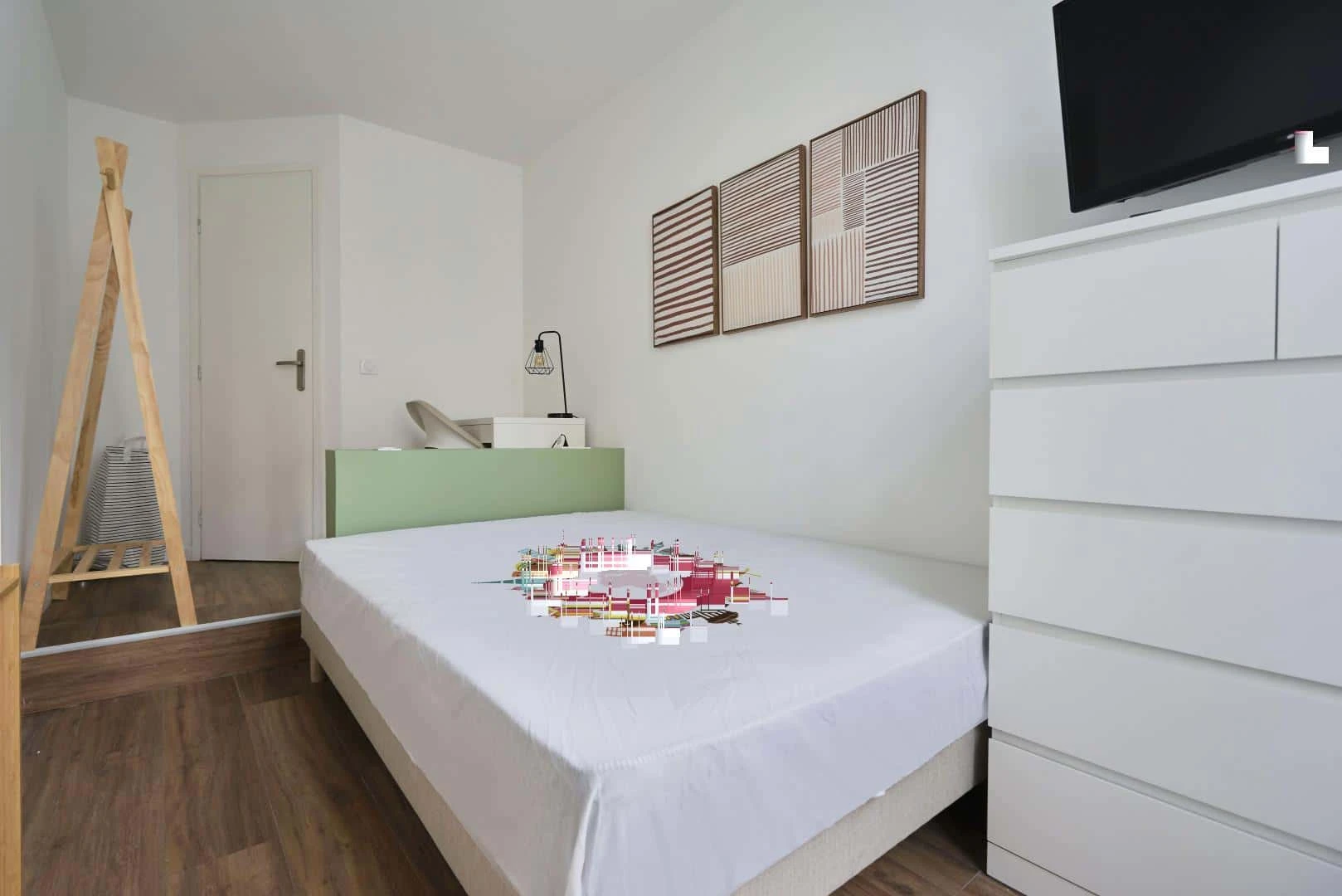 Chambre conviviale pour les étudiants dans  avec des équipements modernes