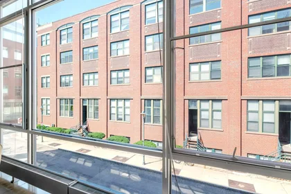 Logement entier à Sidney Street, Cambridgeport, image 5 de 10