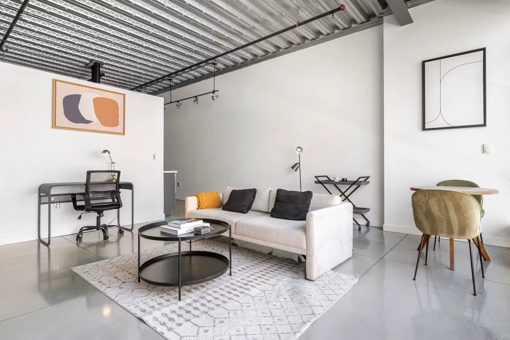 Sidney Street, Cambridgeport