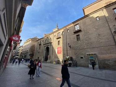 Stanza privata in C. del Carmen, 3, immagine 17 di 27