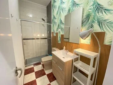 Stanza privata in C. del Carmen, 3, immagine 8 di 27