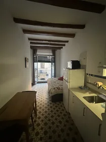 Alojamiento entero en carrer sant domenech 23, imagen 5 de 5