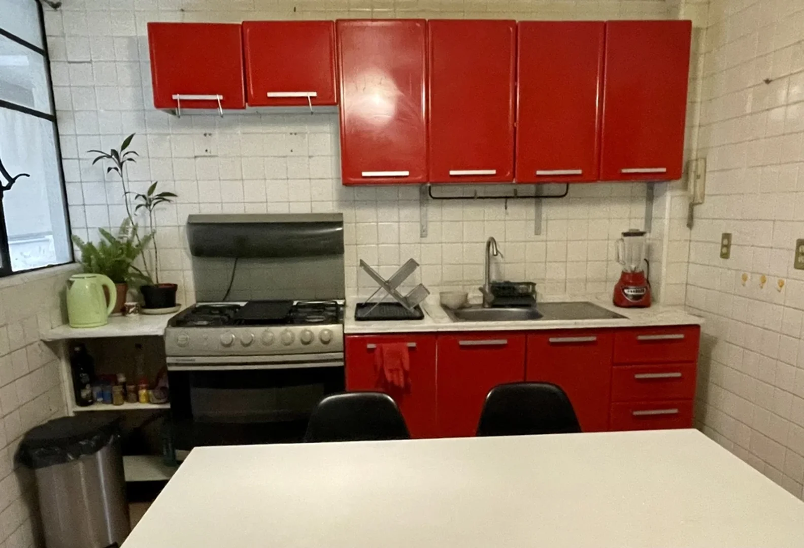 Habitación en apartamento estudiantil en alquiler en , completamente amueblado