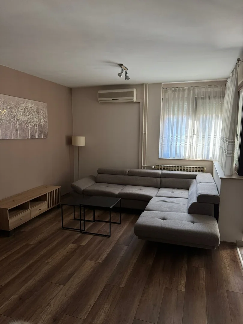 Vijenac Murse 6