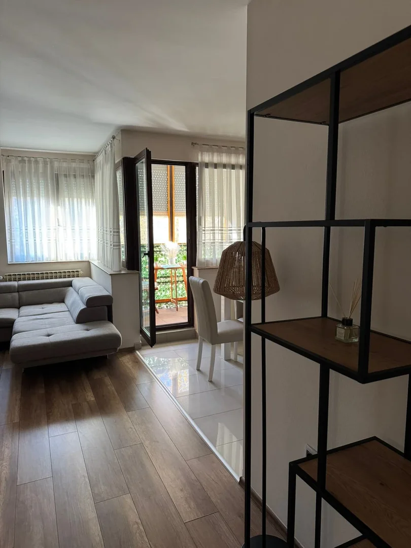 Vijenac Murse 6
