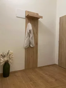 Dairenin tamamı konumu Kateřinská 222/19, 8 8 görüntüsü