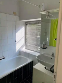 Chambre privée à Via Dogali, image 13 de 31