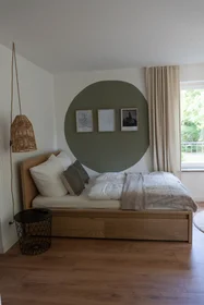 Habitación privada en Berthold-Haupt-Straße, imagen 1 de 10