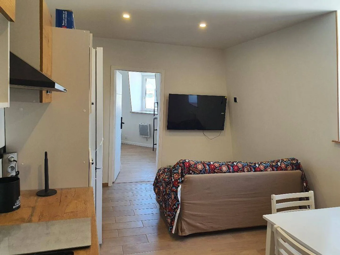 Chambre d'étudiant confortable et spacieuse dans 