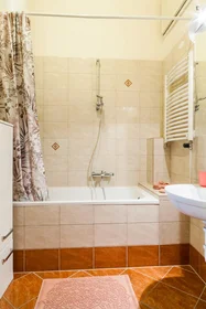 Stanza privata in Akácfa utca, immagine 34 di 36