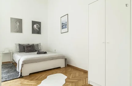 Privatzimmer in der Október 6. utca, bild 11 von 49