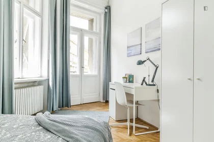 Privatzimmer in der Október 6. utca, bild 15 von 49