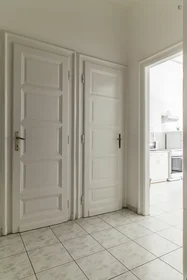 Privatzimmer in der Október 6. utca, bild 49 von 49