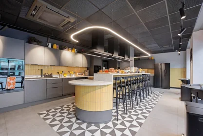 Studio at 923 Sauchiehall Street, image 6 of 19