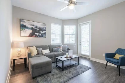Entire apartment at 715 West 23rd Street, image 10 of 20