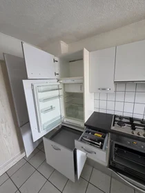 Private room at Kaiserstraße, image 3 of 14