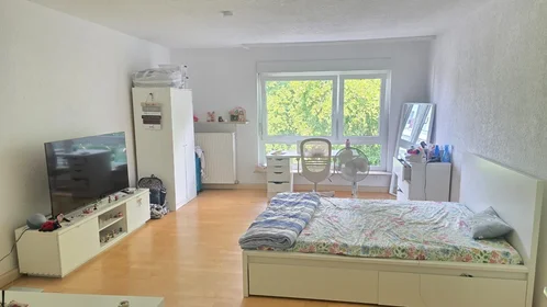 Private room at Kaiserstraße, image 6 of 14