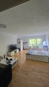 Private room at Kaiserstraße, image 7 of 14