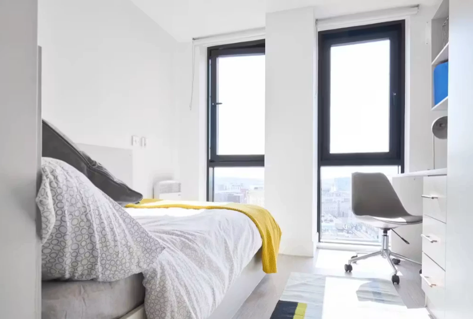 Chambre d'étudiant confortable et spacieuse dans 