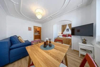 Logement entier à Palisády 17, image 2 de 16