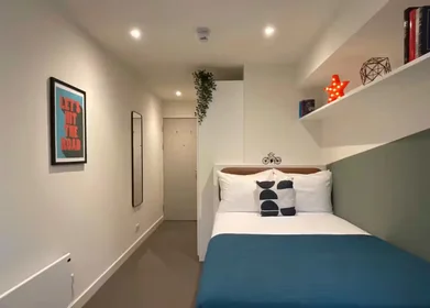 Chambre privée à Firth Point, 100 Firth Street Huddersfield HD1 3BQ, image 11 de 12