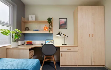 Chambre privée à Firth Point, 100 Firth Street Huddersfield HD1 3BQ, image 9 de 12