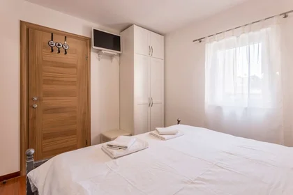 Quarto privado em Kamenita ulica 7, imagem 4 de 16
