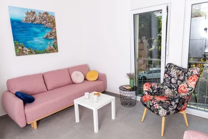Logement entier à Ulica Matije Gupca 38, image 1 de 10
