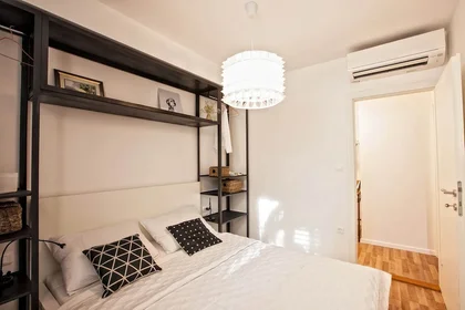 Entire apartment at Ulica Ivana Gorana Kovačića 5, image 12 of 29