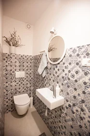 Entire apartment at Ulica Ivana Gorana Kovačića 5, image 19 of 29
