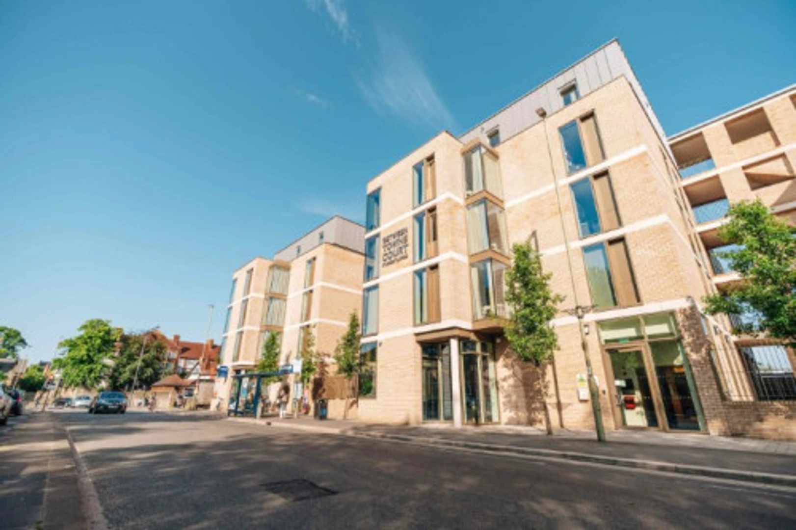 Functional student room perfect for studying in 