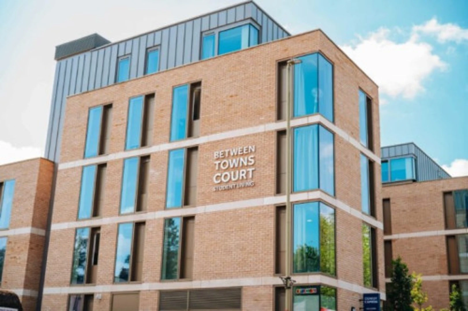 Affordable room for students with ample lighting in 