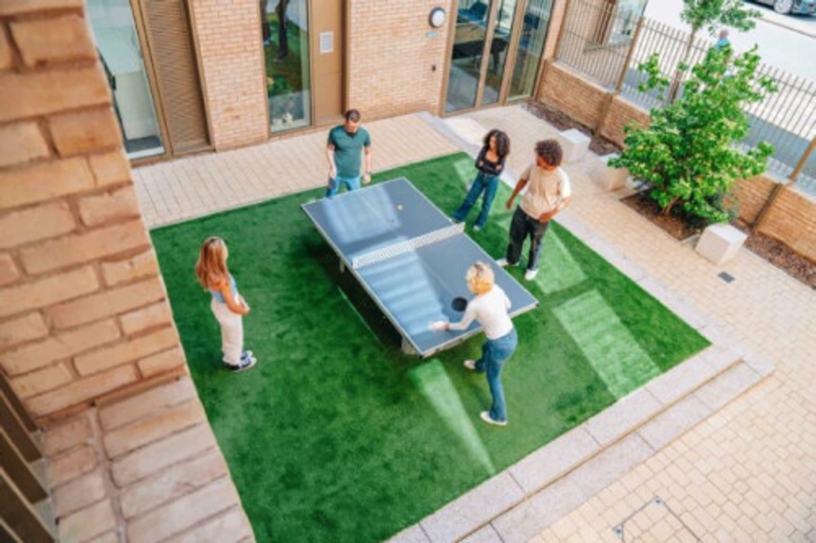 Room for rent in student apartment in , fully furnished