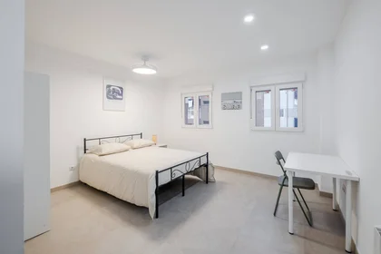 Privatzimmer in der Madrid, 28021, bild 28 von 35