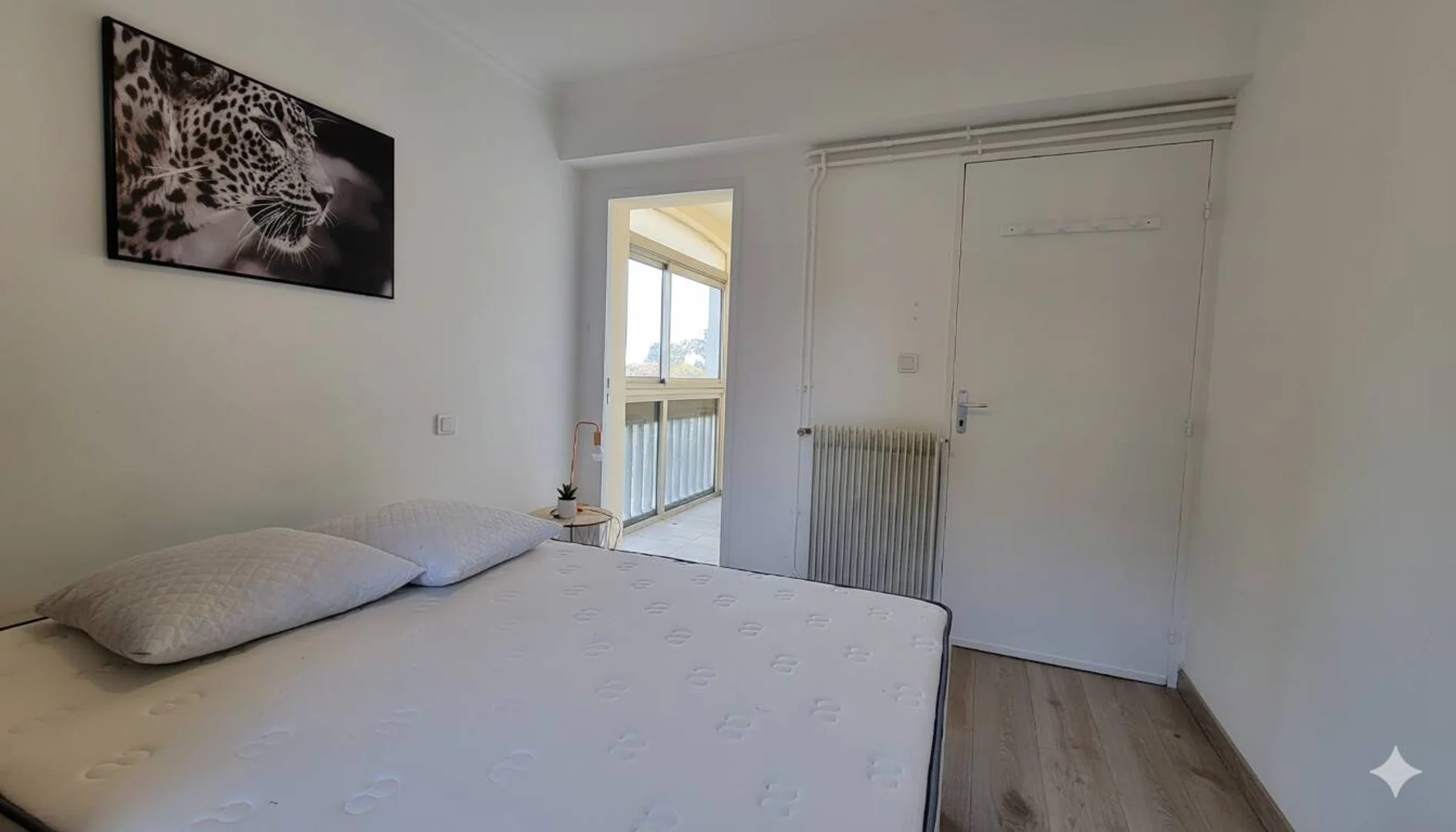 Chambre d'étudiant bon marché à proximité du campus dans 