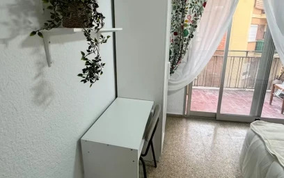 Privatzimmer in der Carrer de Valentín Planells, bild 5 von 10
