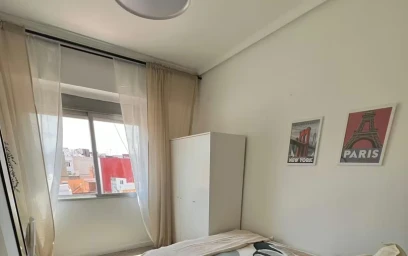 Quarto privado em Carrer del Pare Mendez, imagem 2 de 10