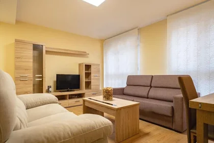 Logement entier à Calle San Quintín 5, image 4 de 18