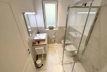 Apartamento inteiro em V.le Miramare, 9, 34135 Trieste TS, Italy, imagem 17 de 26