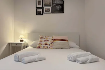 Appartamento intero in Via Petronio, 9, 34141 Trieste TS, Italy, immagine 1 di 10