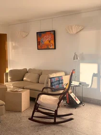 Logement entier à Praceta Maestro João Viegas, image 3 de 31