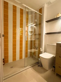 Logement entier à Praceta Maestro João Viegas, image 28 de 31