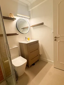 Logement entier à Praceta Maestro João Viegas, image 30 de 31