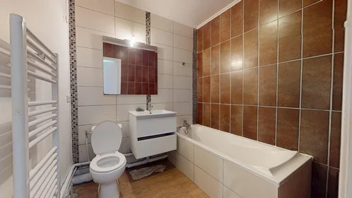 Private room at 42 Avenue du Pavé Neuf, image 16 of 42