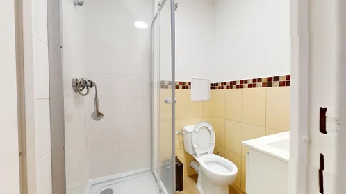 Private room at 42 Avenue du Pavé Neuf, image 18 of 42