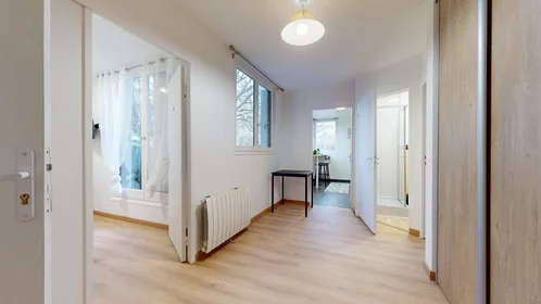 Private room at 42 Avenue du Pavé Neuf, image 20 of 42